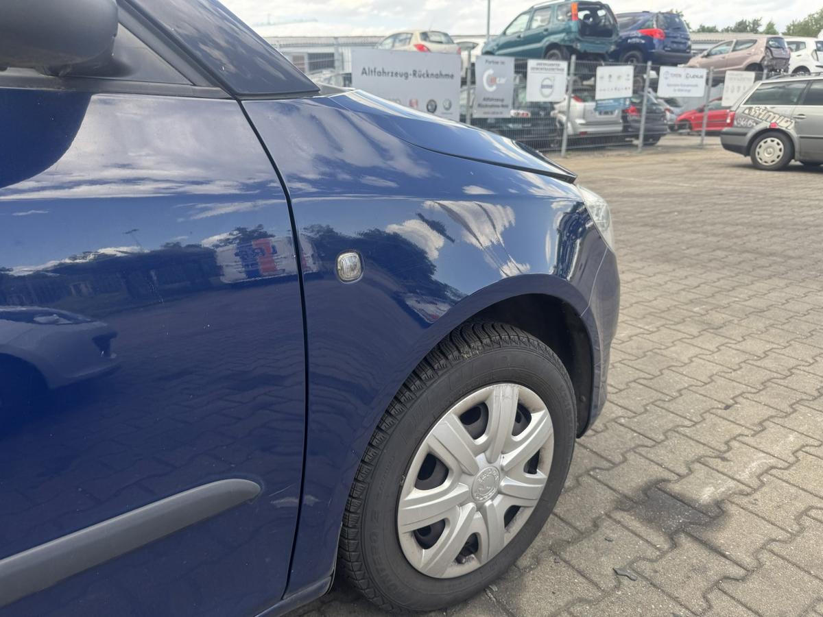 Skoda Fabia 2 5J original Kotfl&uuml;gel vorn rechts 4711 Pacific Blue Bj.2010